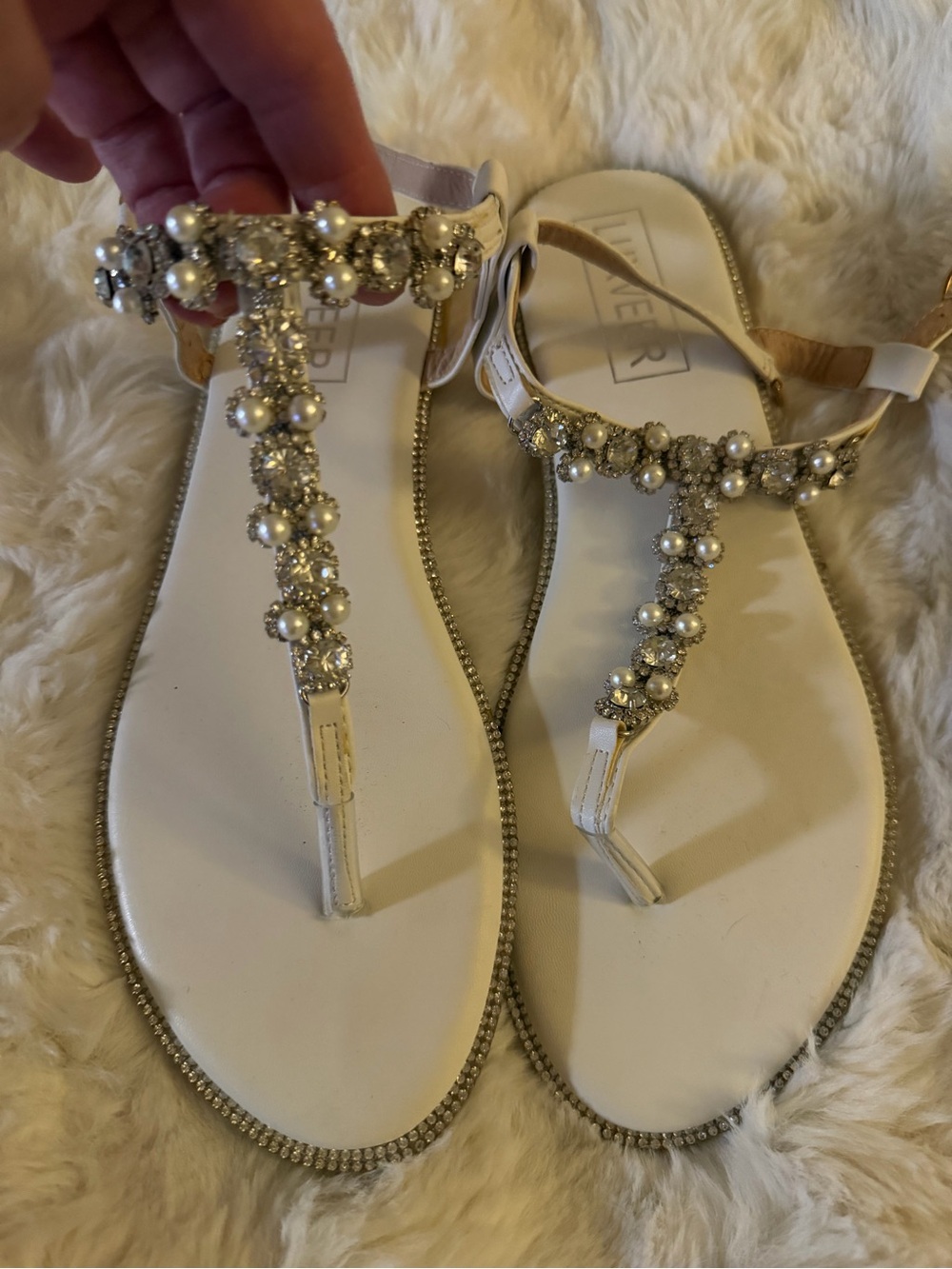 New size 41(10)Embellished Pearl T-Strap Sandals - White